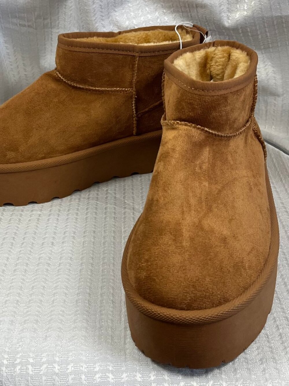 Mudd Cherry-226L Platform Mini Shortie Boots NWT Chestnut Brown Booties size 10